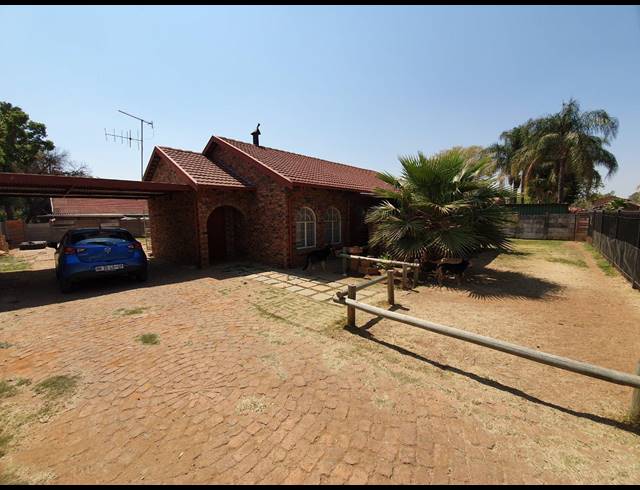 3 BEDROOM HOUSE SOLD IN THERESAPARK
